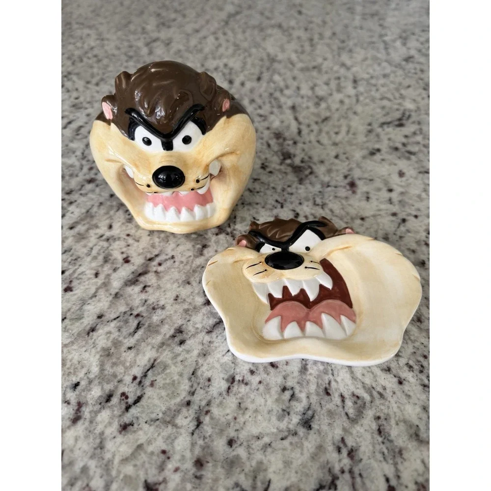 Vintage 90s Warner Bros Tasmanian Devil Toothbrush Holder and Soap Dish Set